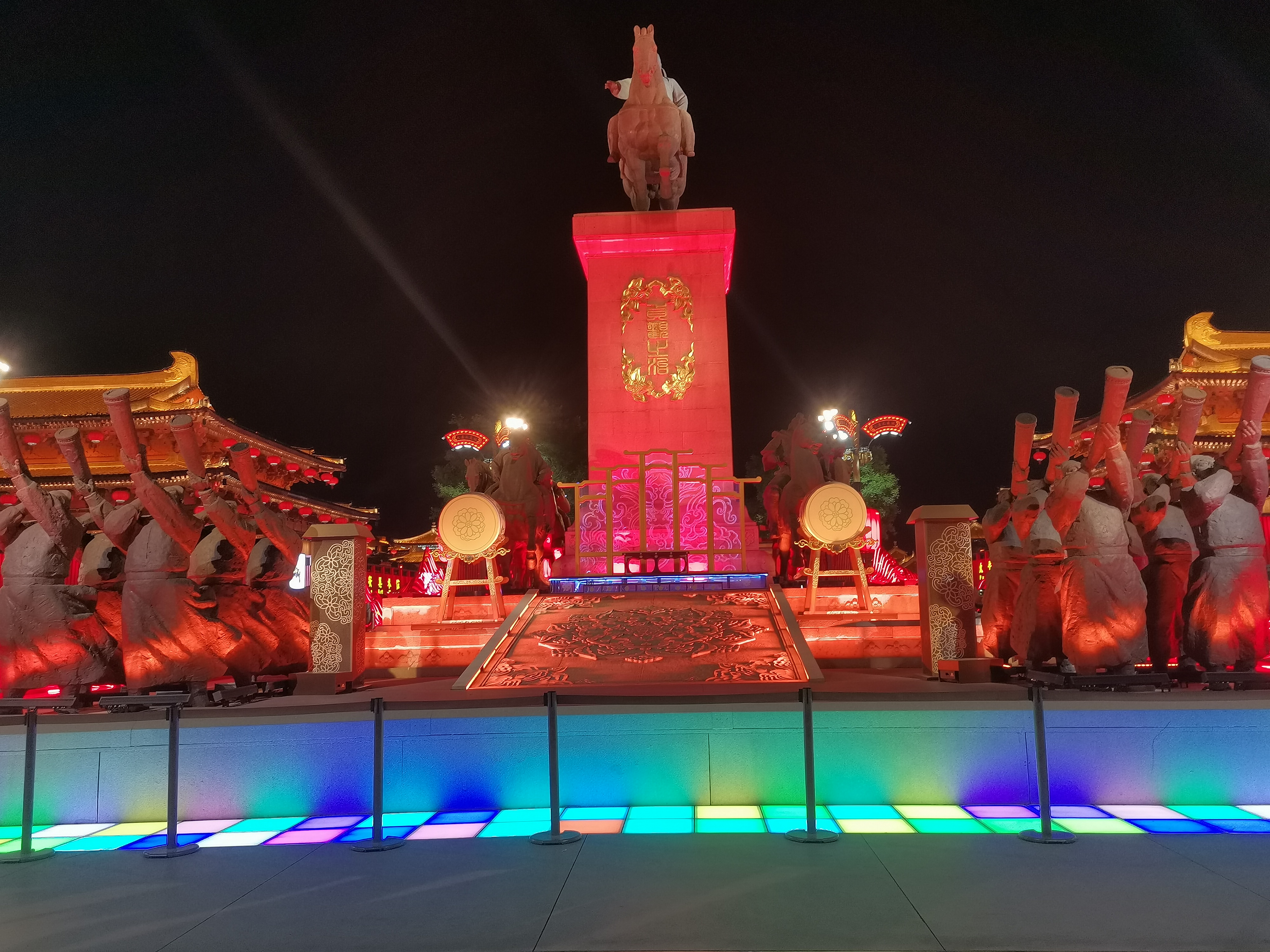 西安 · 大唐不夜城 · 和她